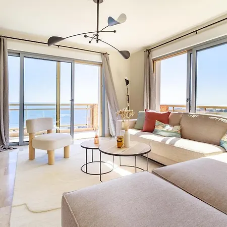 Modern & Sumptuous Penthouse On Monaco's Doorstep * ボーソレイユ