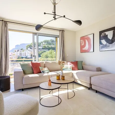 Modern & Sumptuous Penthouse On Monaco's Doorstep *